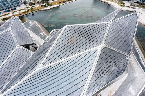 扎哈事务所打造珠海新地标 金湾市民艺术中心,一睹实景图